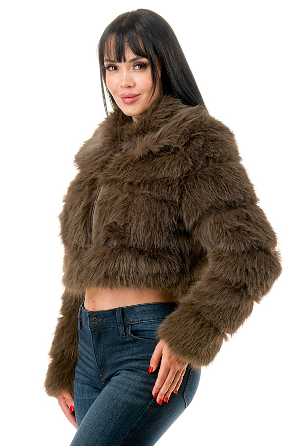 J24021 - All Over Fuzzy Fur Zip Up Jacket