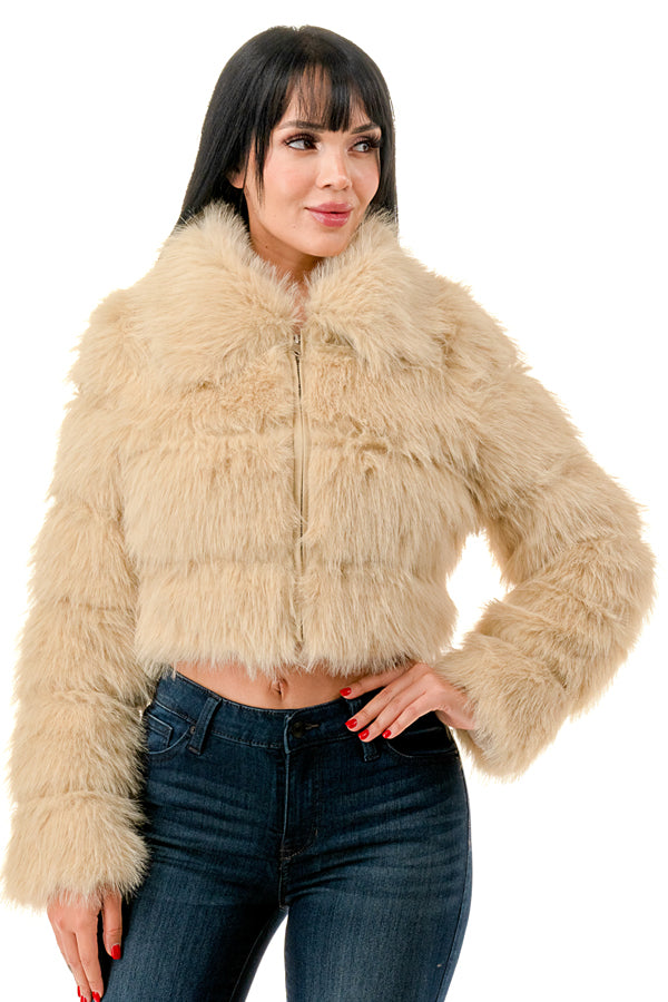 J24021 - All Over Fuzzy Fur Zip Up Jacket