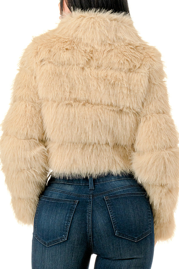 J24021 - All Over Fuzzy Fur Zip Up Jacket