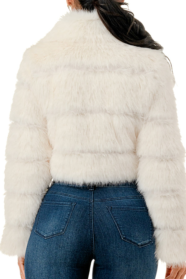 J24021 - All Over Fuzzy Fur Zip Up Jacket