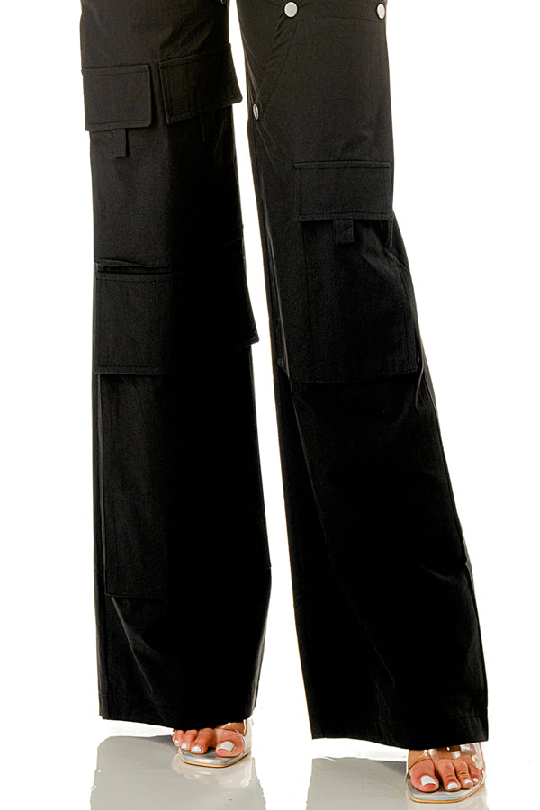 P2349 - Woven Multi Pocketed Pants